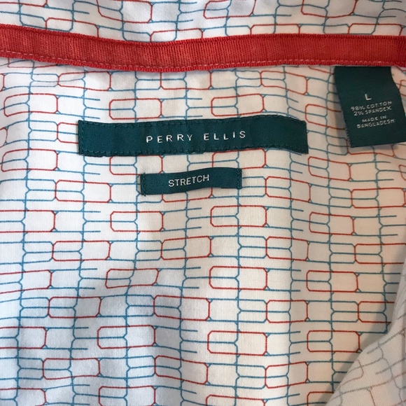 Perry Ellis | Men's L Geometric Button Up Shirt - Picture 2 of 4